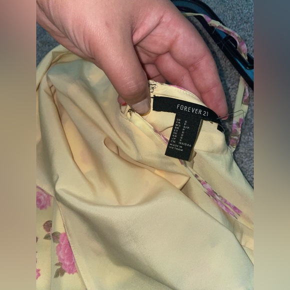 Dress yellow and pink floral maxi dress forever 21 PRICE DROP - Picture 7 of 12